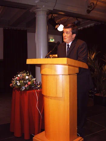 Prof.dr. James Kennedy  