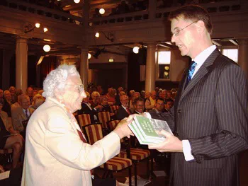Presentatie jubileumboek