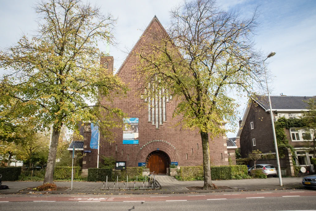 Vrijburg weer open, kerkdiensten blijven ook online beschikbaar (update)
