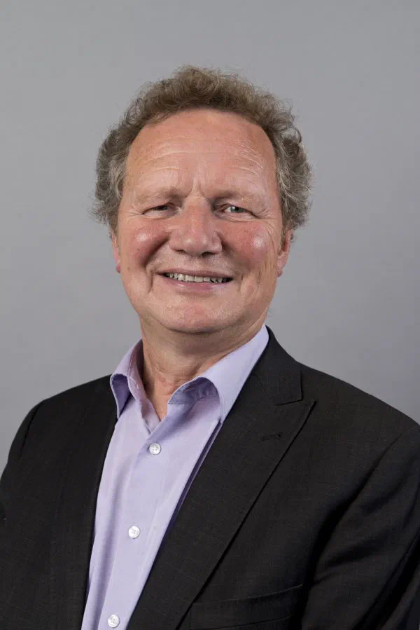 15 november: Vrijburg Diner met Bram van Ojik- allen welkom!