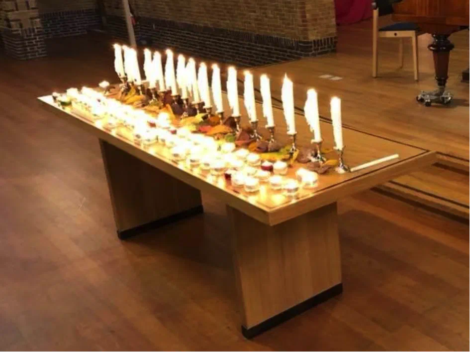 Zondag 21 november 10.30 uur: Herdenking van overledenen